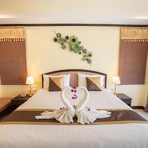 Deluxe Double or Twin Room Sea View